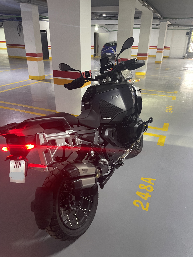 Image de BMW GS 1300 Adventure 2025 – Édition Triple Black – Casablanca