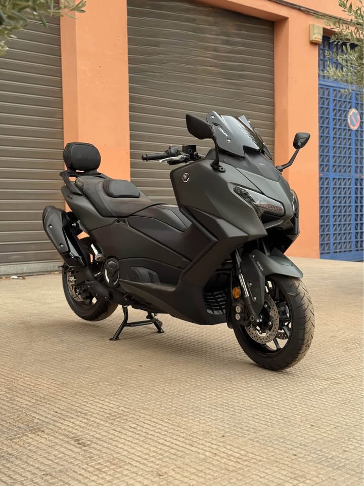 Image de YAMAHA T-MAX 560 standard 2025 importe neuf Marrakech